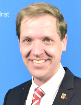 Profilbild von Herr Landrat Dr. Christian Schulze Pellengahr